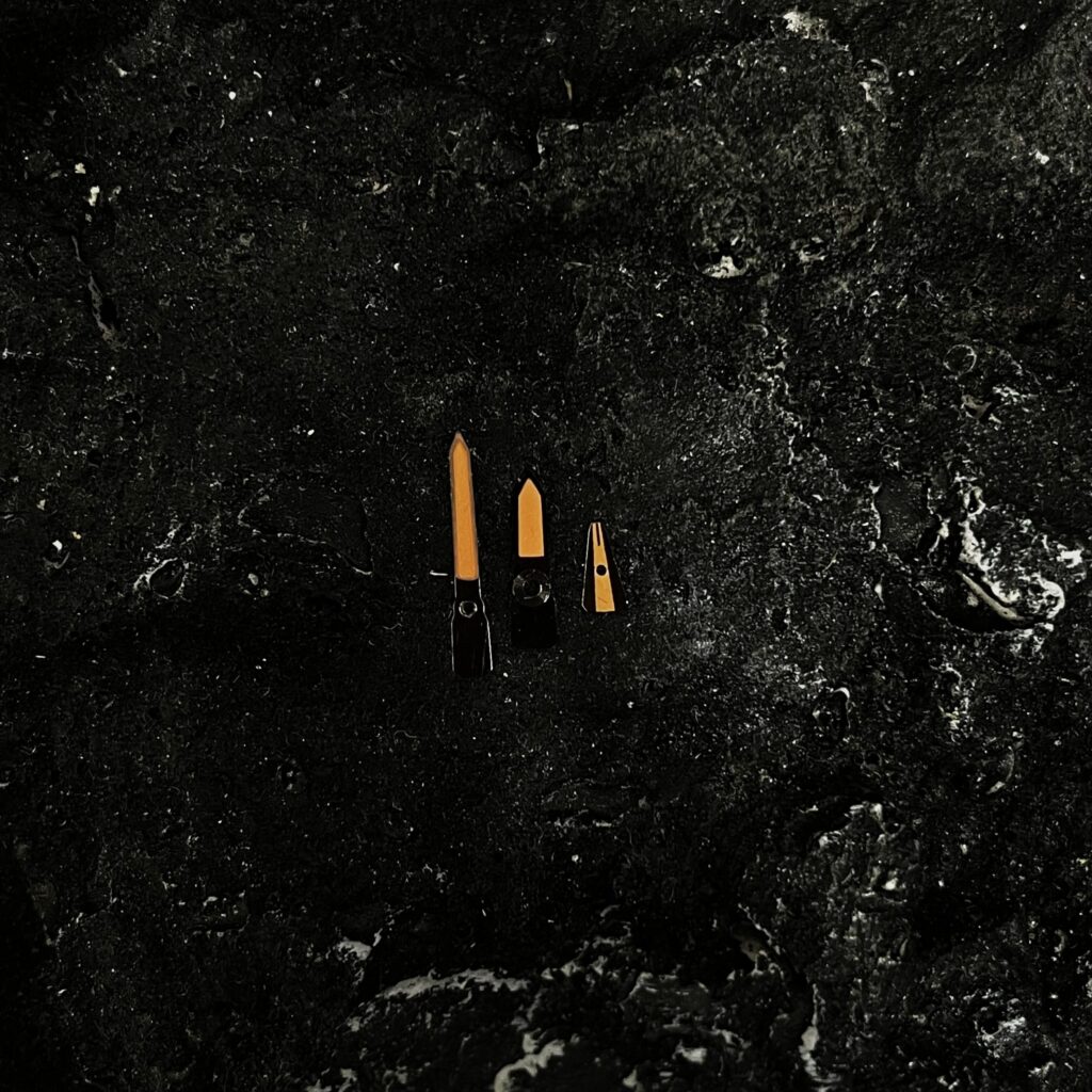 Luminous orange watch hands component set