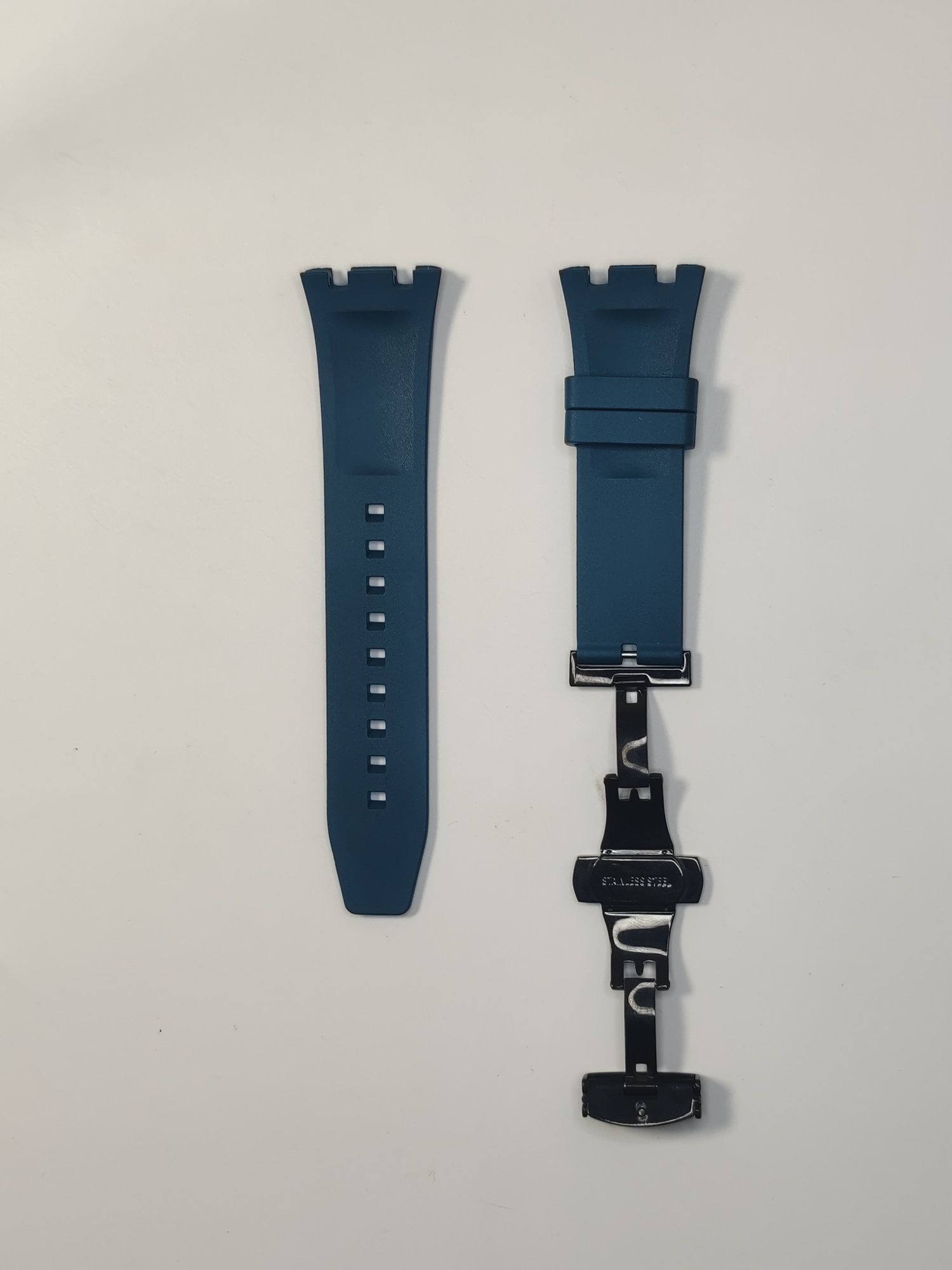 FKM Strap with Butterfly Clasp for GA-2100 product image FKM Strap with Butterfly Clasp for GA-2100 product image